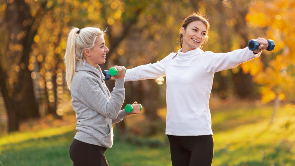 Cum să îți îmbunătățești sănătatea prin exerciții fizice zilnice