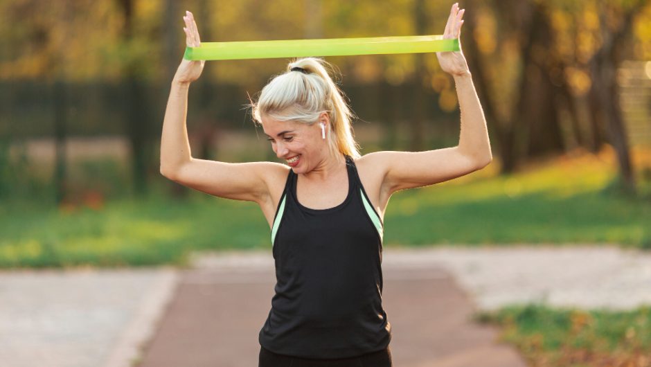 Exerciții pentru îmbunătățirea flexibilității șoldurilor