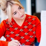 Cum să-ți simplifici deciziile zilnice pentru mai multă liniște