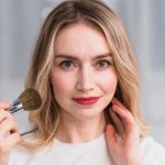 Un fond de ten oxidat își poate schimba nuanța după aplicare